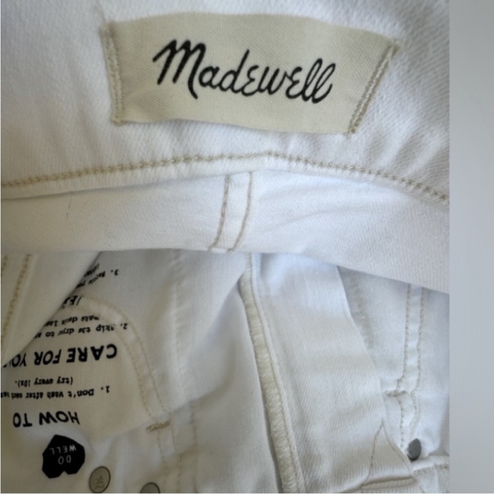 Madewell Classic Straight Jeans size 25 - Picture 5 of 16